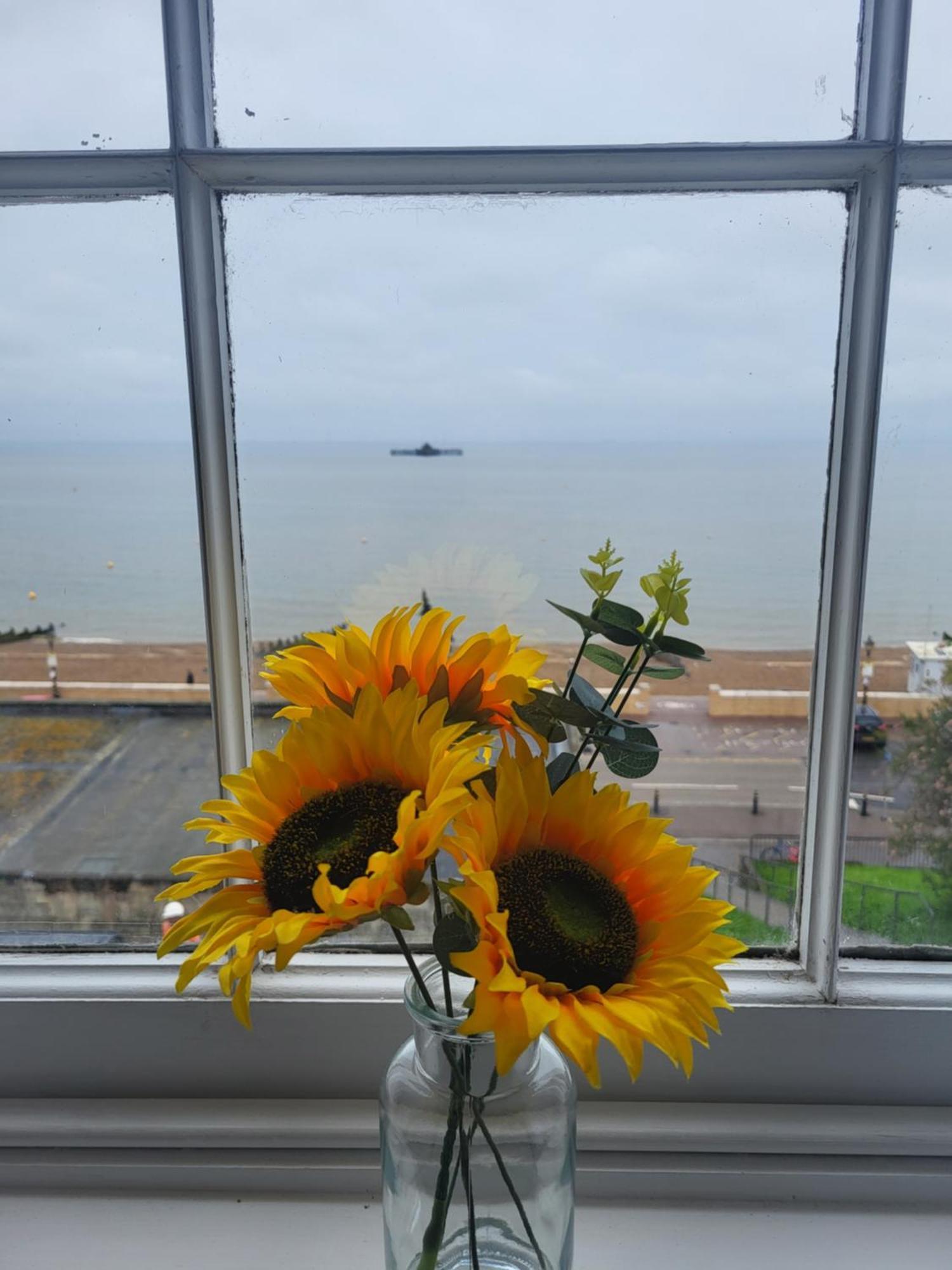 Herne Bay Seaside Escape 外观 照片